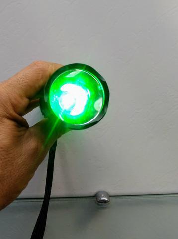 Lanterna Tática Luz Verde Top Foco Redondo Caça Pesca