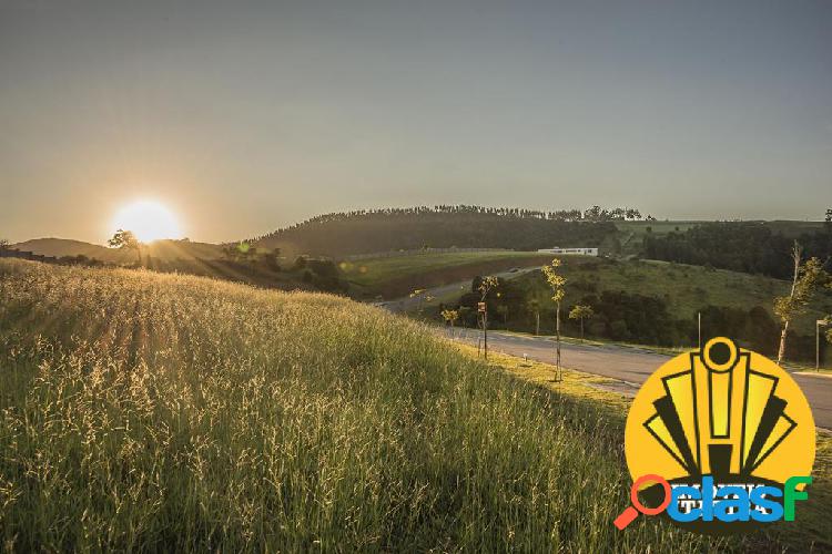 Lindo terreno a venda no condomínio Fazenda Dona Carolina