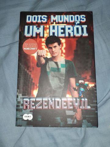 Livro Rezendeevil Dois Mundos um Herói