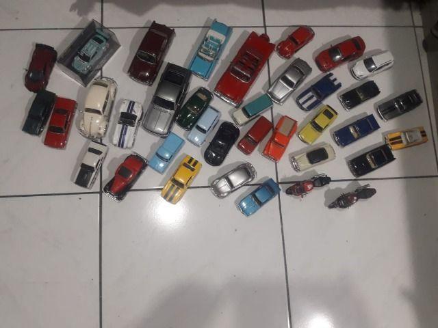 Miniaturas de Carros e motos