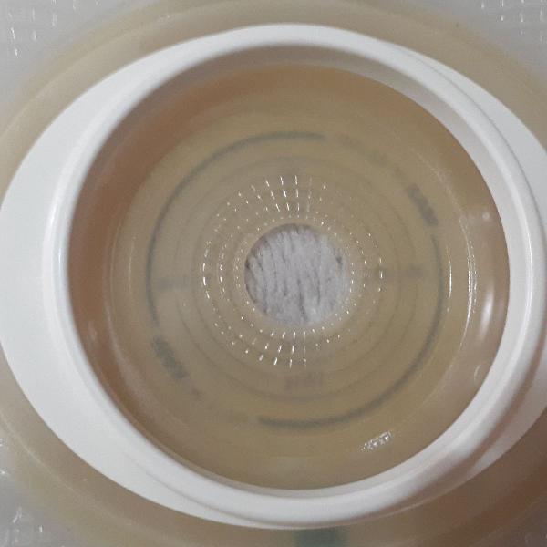 Placa 70x70 para Ileostomia