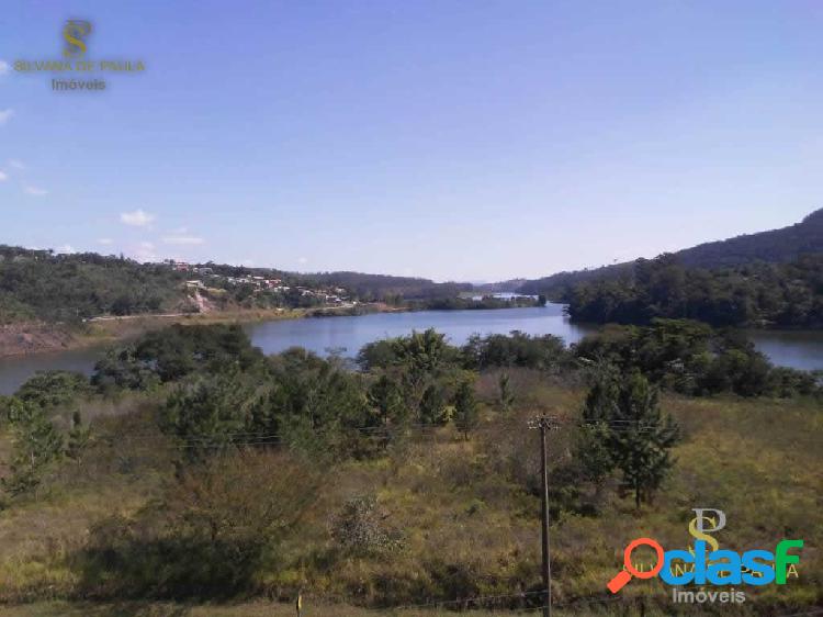 Terreno de 2356 m² em Condomínio Flores da Cantareira -