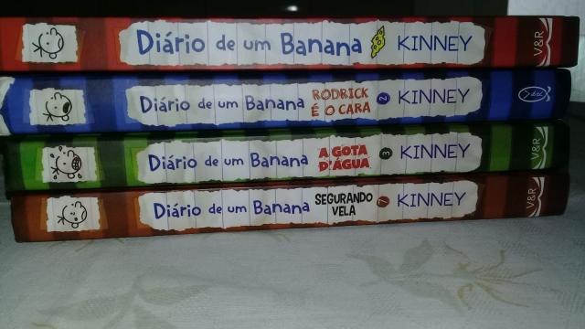 Vendo lVendo livros ? diário de um banana ? 1,2,3 e o 7