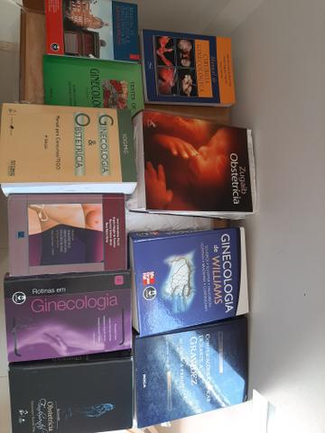 Vendo livros de ginecologia e obstetrícia.