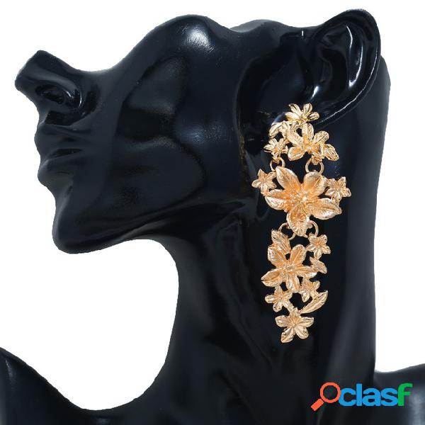 Vintage Irregular Flower Stitching Brincos Metal Geometric