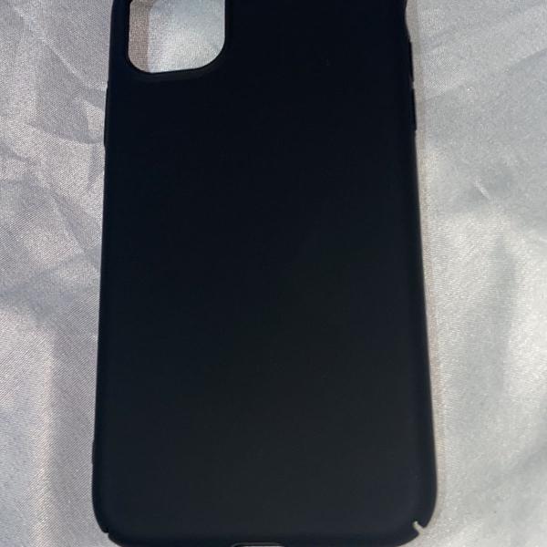 capinha iphone 11 normal preto fosco