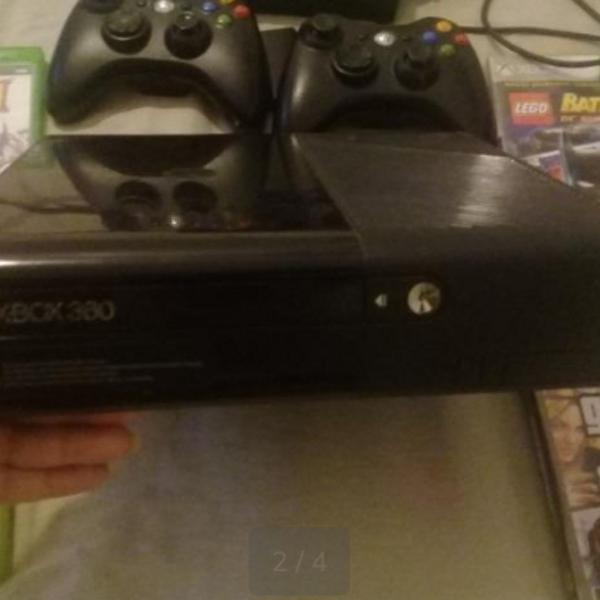 console xbox 360 com 2 controles