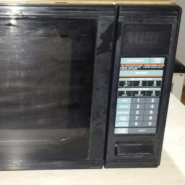 microondas Samsung modelo mg5900t