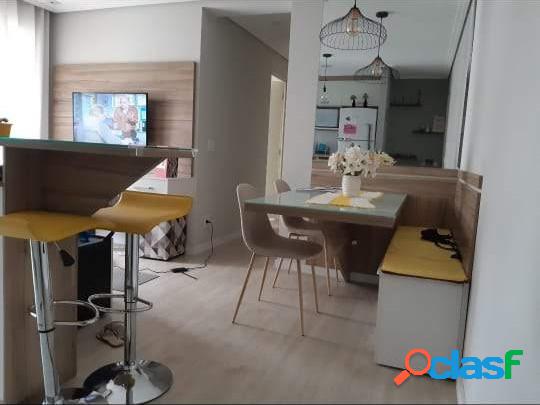 2 suítes e Lavabo em 57m com Varanda Envidraçada e Lazer