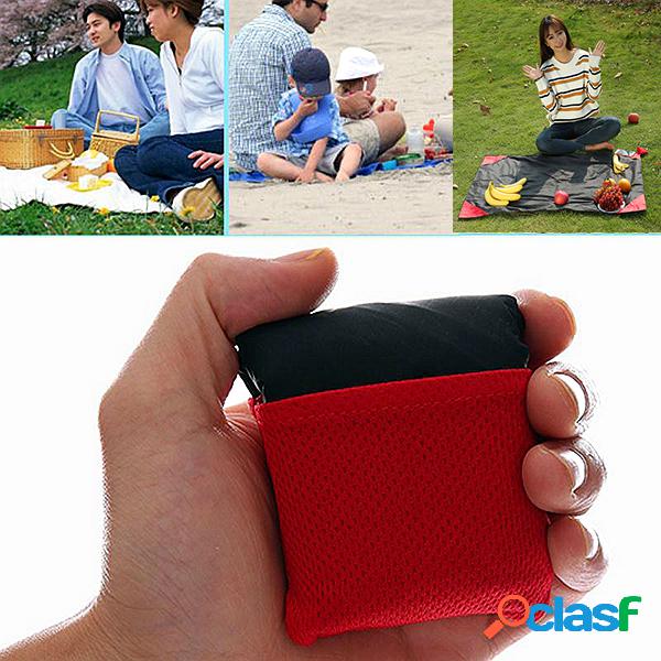 59 * 71 Inches Moistureproof Waterproof Pockets Picnic Mats