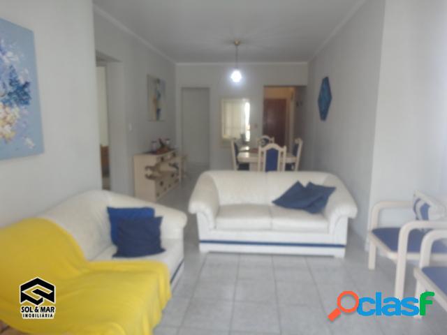 AMPLO APARTAMENTO, COM SACADA
