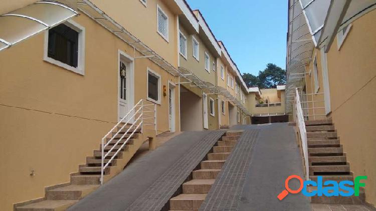 Sobrado com 3 Quartos à Venda, 87 m² por R$ 350.000 -