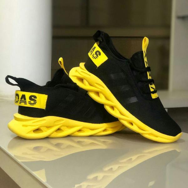 Adidas Yeezy Phantom Pto/Amarelo 38 Tênis addidas Superstar