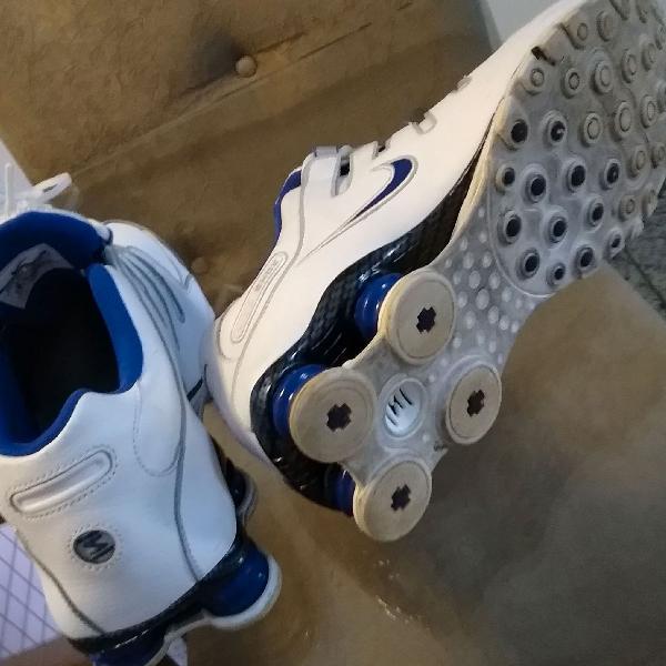 Nike Shox Original - Branco com recortes azuis