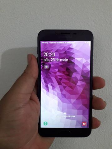 Smartphone Samsung J4