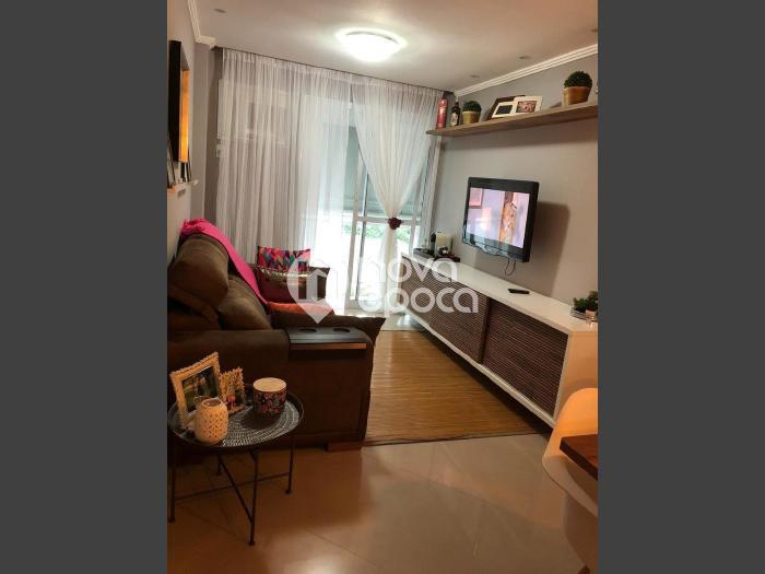 Todos Os Santos, 2 quartos, 1 vaga, 65 m² Rua Getúlio,