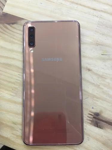 Vendo Samsung Galaxy A7 Novissimo!!! Esta Com Pelicula.