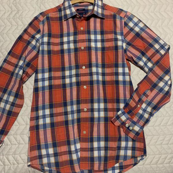 camisa gap xadrez