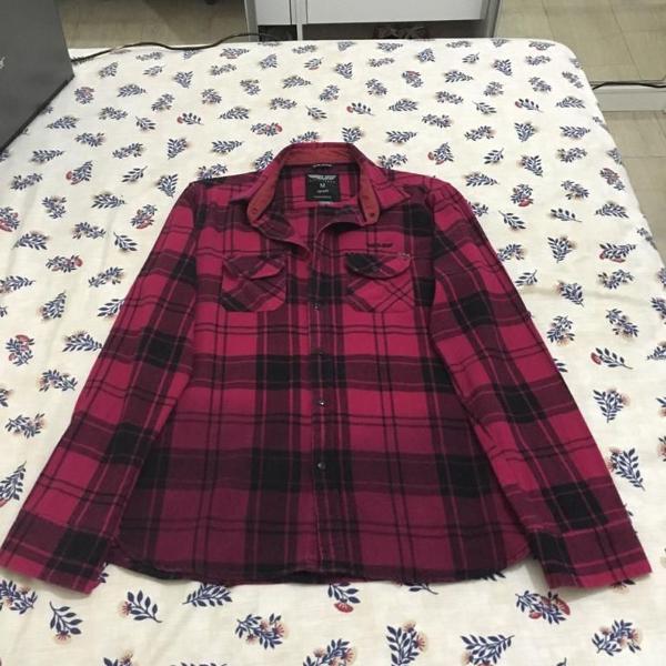 camisa masculina tradicional em flanela estampada xadrez com