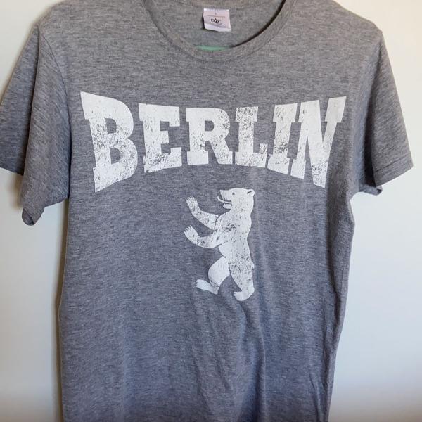 camiseta masculina berlin