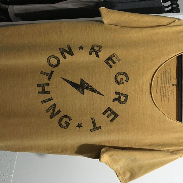 camiseta regret nothing - lab77