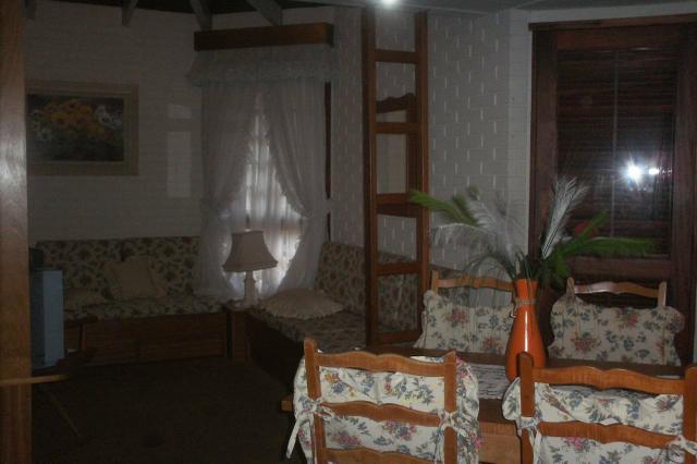 Alugo apartamento por temporada em Gramado