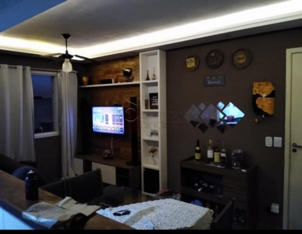 Apartamento para alugar com 2 dormitórios em Distrito