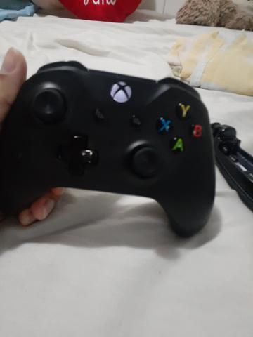 Controle Original e Novo Xbox one.