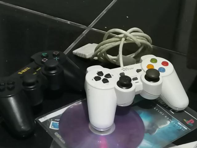 Jogos de controle do Play 2 memory card