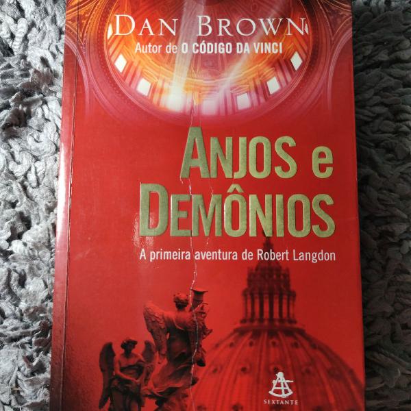 Livro Anjos e Demônios. Dan Brown.