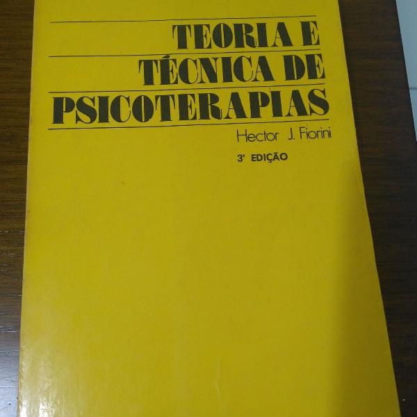Livro Teoria e Técnica de Psicoterapias