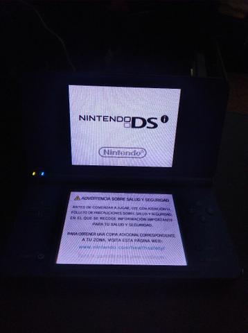 Nintendo DSi XL Azul