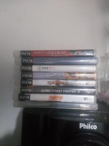 PS3 SLIM completo com 11 jogos.4 controles.