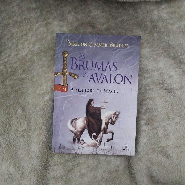 livro As Brumas de Avalon 1 - Senhora da Magia