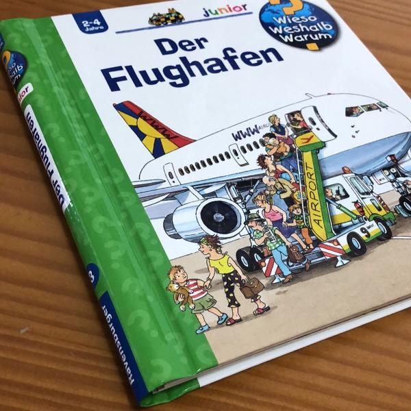 livro alemão der flughafen ravensburger