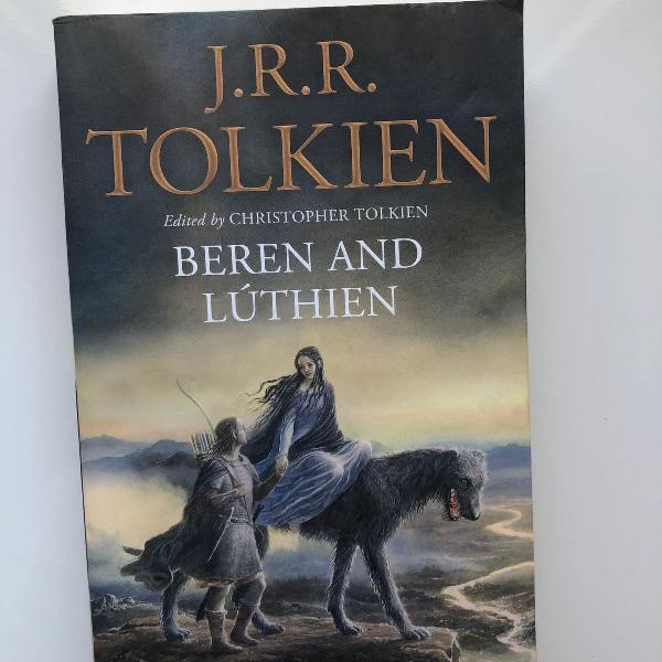 livro "beren and lúthien" de j.r.r. tolkien - versão em