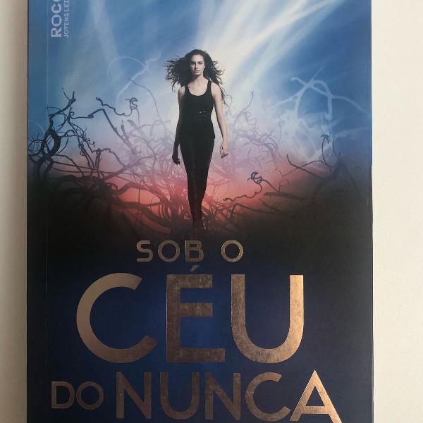 livro sob o céu do nunca