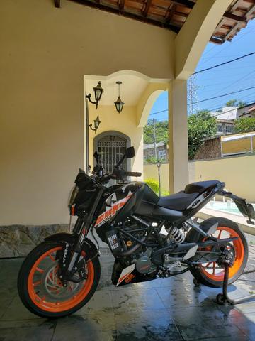 KTM duke 200