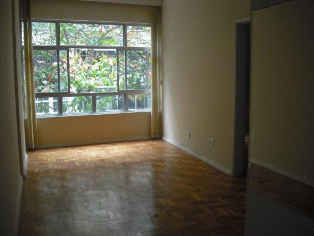 Copacabana 02 quartor/ garagem R$ 2.700,00