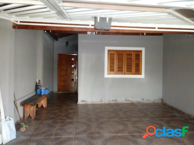 Vendo casa 2 dorm com suite ótima localização - jd