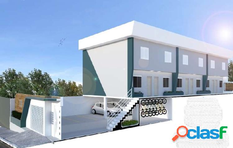 Sobrado com 2 Quartos à Venda, 57 m² por R$ 230.000-