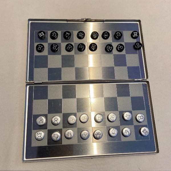 mini xadrez portátil de metal