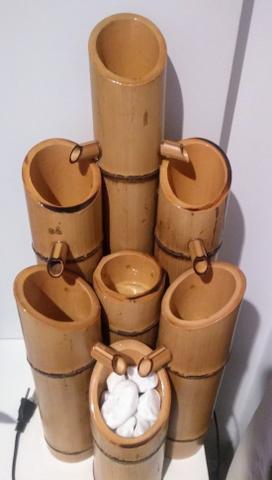 Fonte de agua - feita em bamboo