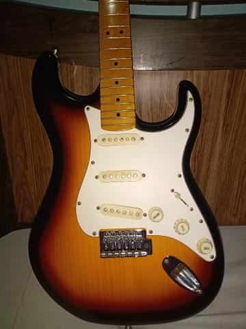 Guitarra Tagima TG 530 sunburst