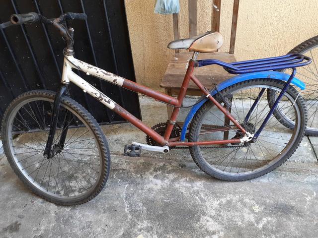 Uma bicicleta