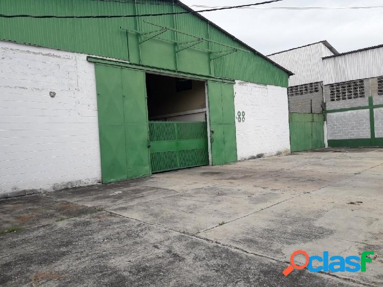 (1.792) Galpon en Alquiler en Zona Industrial La Quizanda
