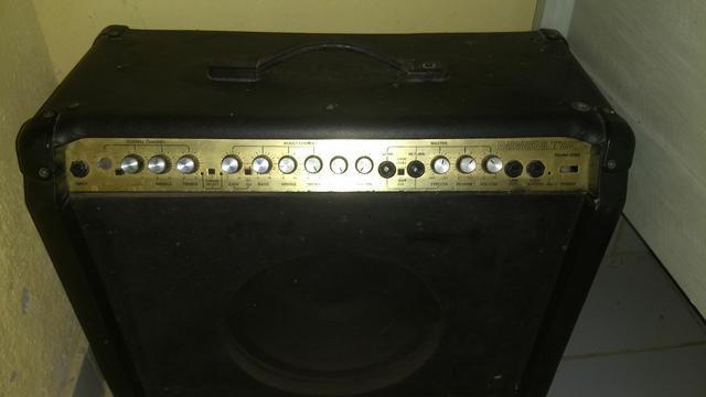 Amplificador Marshall Valvestate 8080