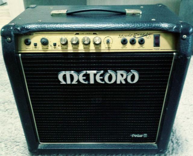 Amplificador de guitarra Meteoro