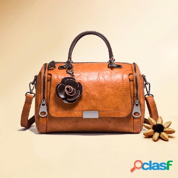 Bolsa de ombro de couro genuino com decoração de flores