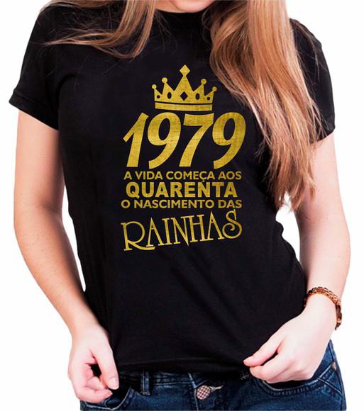 Camiseta Baby Look O Nascimento Das Rainhas 1979 Dourado